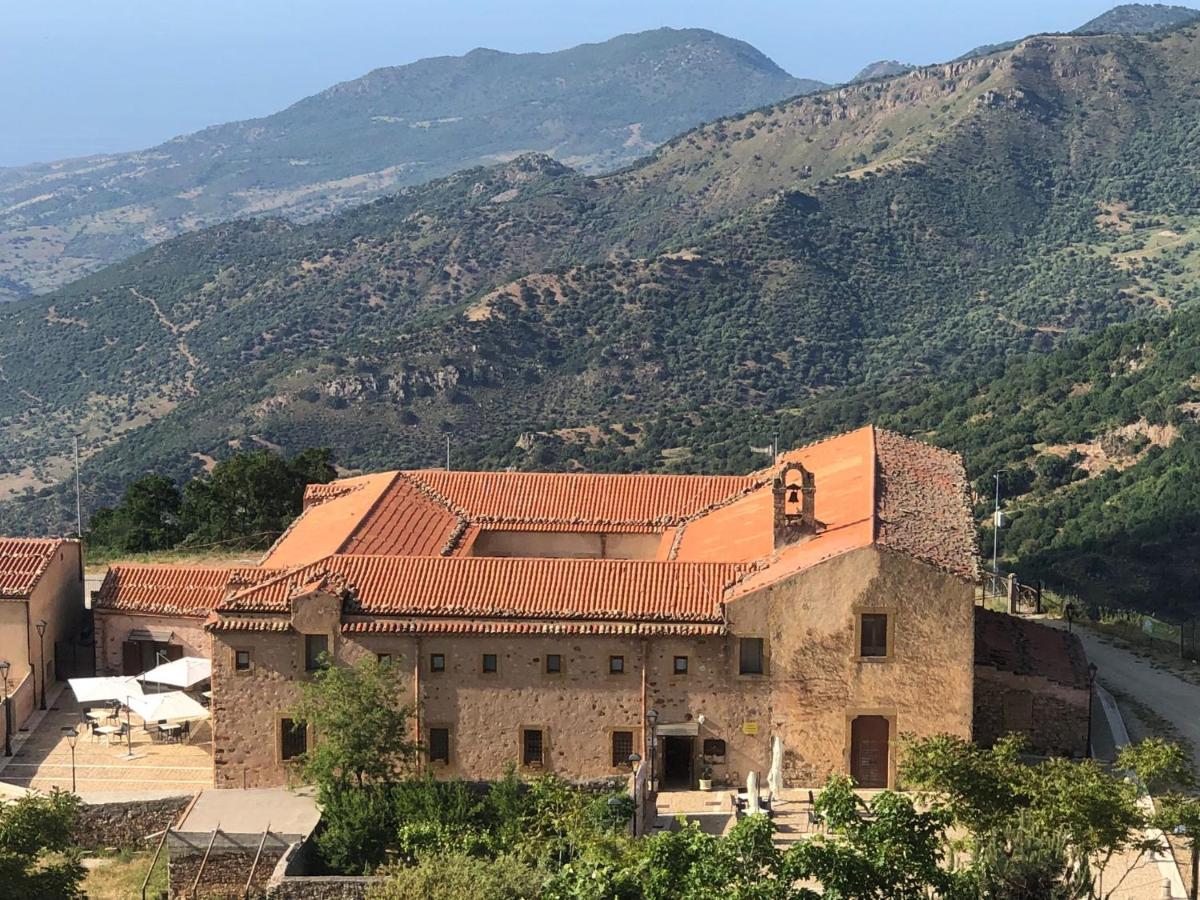 Al Convento Hotell San Mauro Castelverde Exteriör bild